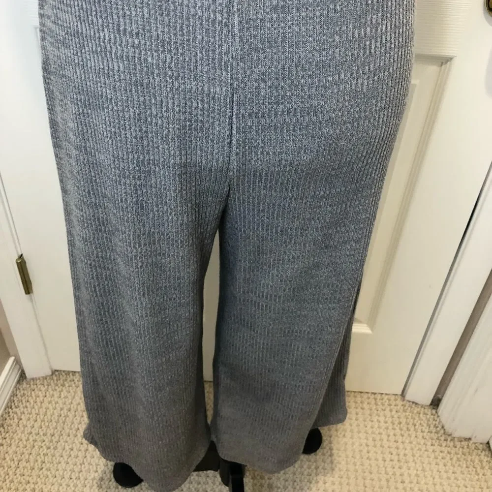 Wild Fable gray one piece jumper, size medium - Picture 3 of 6